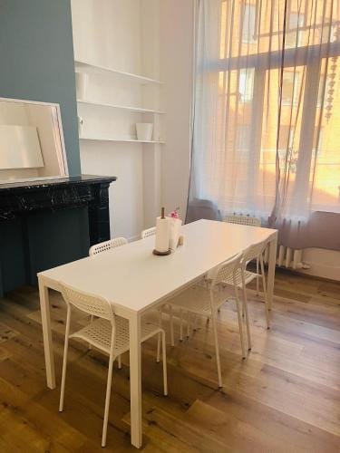 Quarto 1 Hostel in Saint-Gilles