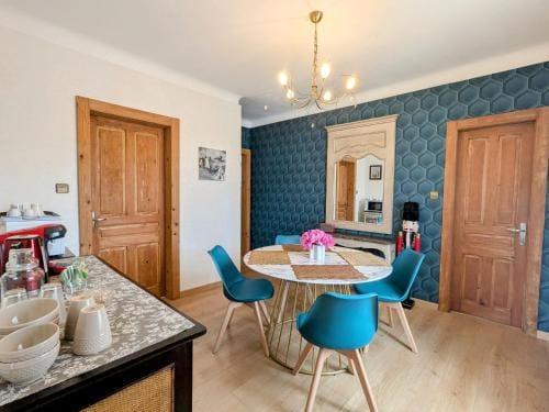 Deux chambres avec entree independante, acces a un jardin - FR-1-589-817 Hotel in Vosges