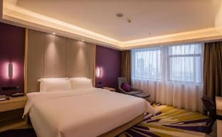 Sihong Lifeng Hotel (Sizhou Wuyue Plaza) Hotel in Jiangsu