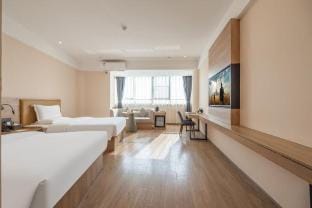 Luchen Smart Hotel (Jiaxing Nanhu South Railway Station) Hotel in Zhejiang