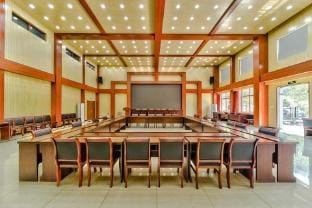 Xiaoyin Guiju Children's Park Camping and Picking Holiday Homestay (Tonglu Branch) Hotel in Hangzhou
