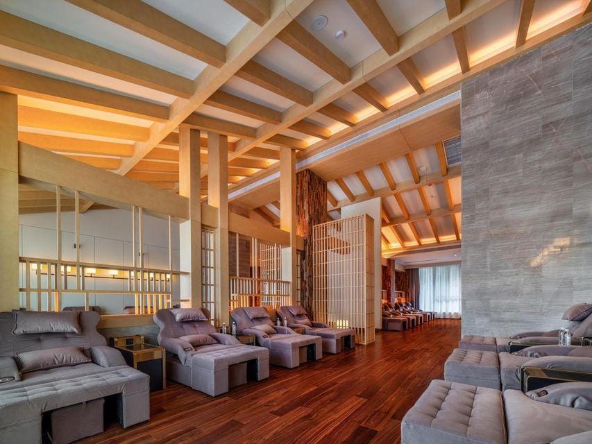 Lu'an Lingxin Valley Hot Spring Resort Hotel in Jiangsu