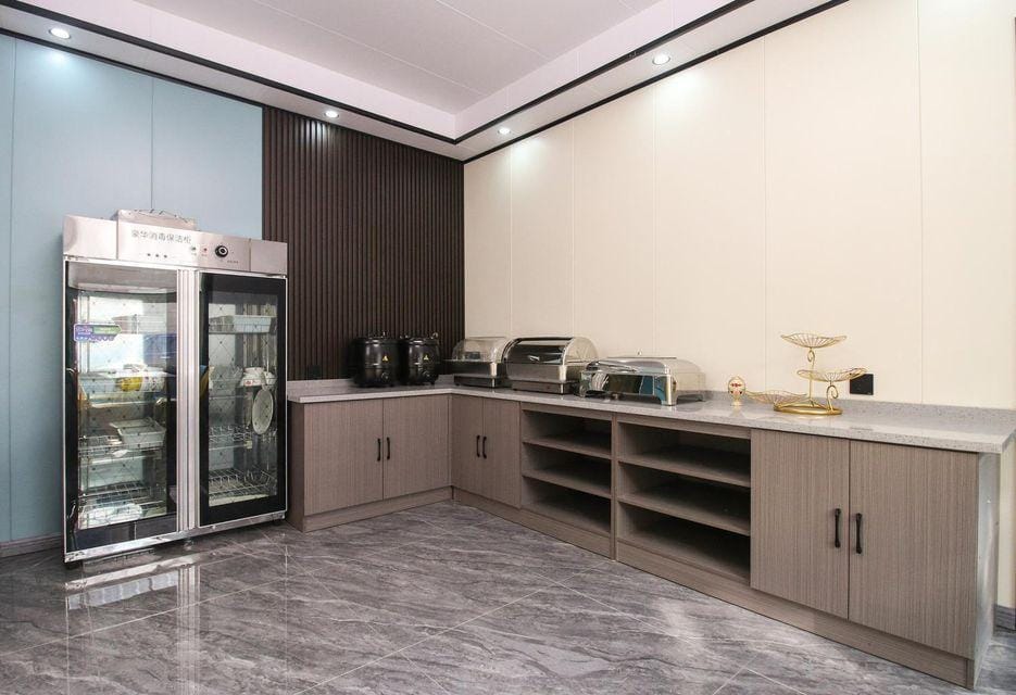 Guanyun new Four Seasons Hotel Hotel in Jiangsu