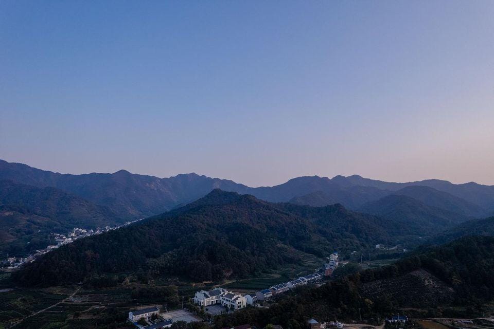 Shaojian Banshushe B&B (Lujiang Tangchi Hot Spring Resort) Hotel in Jiangsu