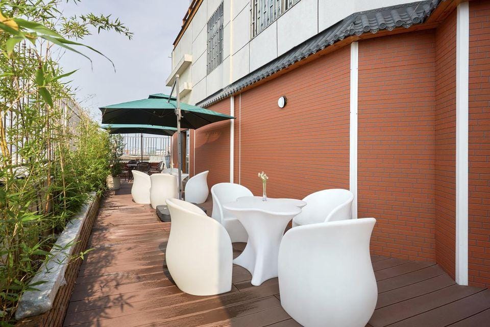 Borrman Hotel (Yongkang West Passenger Terminal Baolong Square) Hotel in Zhejiang