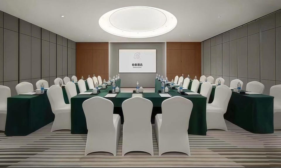Courtyard by Marriott Hotel (Suxi town Longqi Road branch) Hotel in Hangzhou
