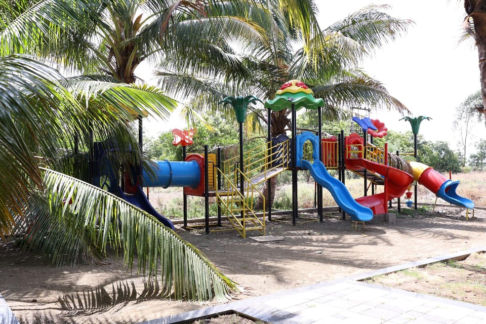 Coconut Lagoon Agro Resort  Resort in Maharashtra