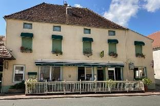 Logis Hotel Du Commerce Joncy Hotel in Bourgogne-Franche-Comté