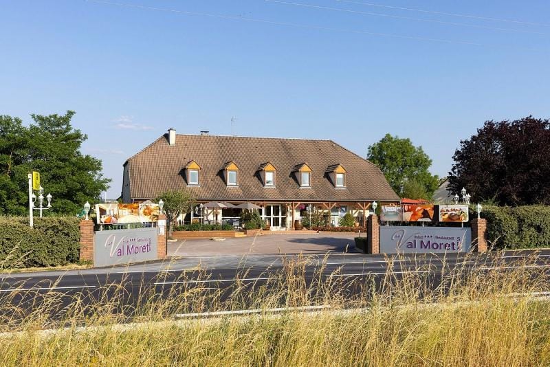 Hotel Le Val Moret Hotel in Bourgogne-Franche-Comté