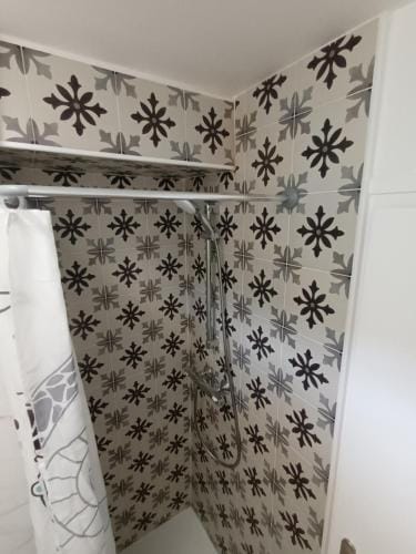 Leo studio Hotel in Aix-les-Bains