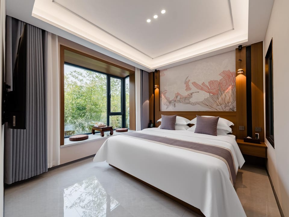 Floral Hotel Taian Qinyuan Homestay Hotel in Shandong
