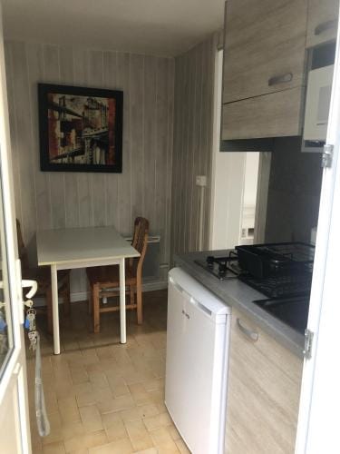 Studio 23 m2 Henri IV, centre-ville proche des thermes Hotel in Aix-les-Bains