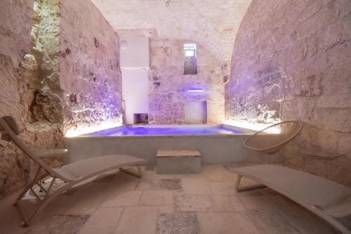 Palazzo Rugiada - rooms & spa Hotel in Ostuni