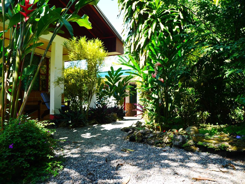Cabinas Tito Lodge in Cahuita