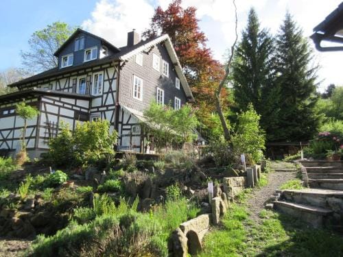 FeWo Landhaus Ederlust HeilungsRaume eV Hotel in Hesse