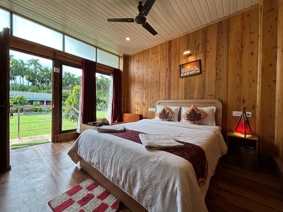 SUMARU JUNGLE RESORT	 Hotel in West Bengal