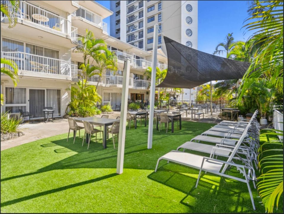 Outrigger Resort Hotel in Gold Coast