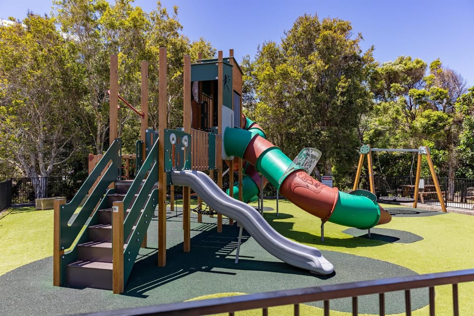 Best Western Plus Wollongong Golf Club Hotel in Wollongong