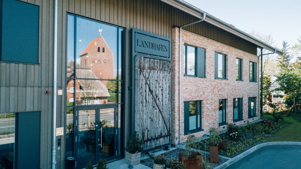 Hotel Landhafen Hotel in Nordfriesland