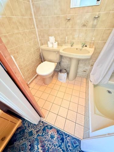 Near Hylands hotel single room with shared WC Hotel in Nottingham