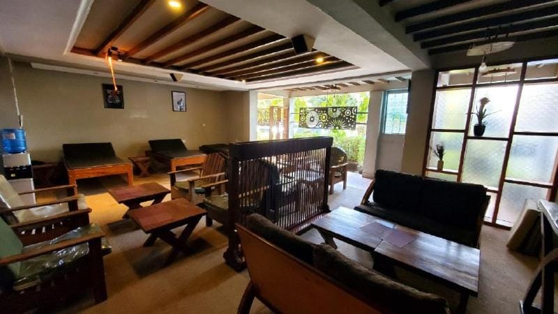 Chello Suites Hotel in Kampala