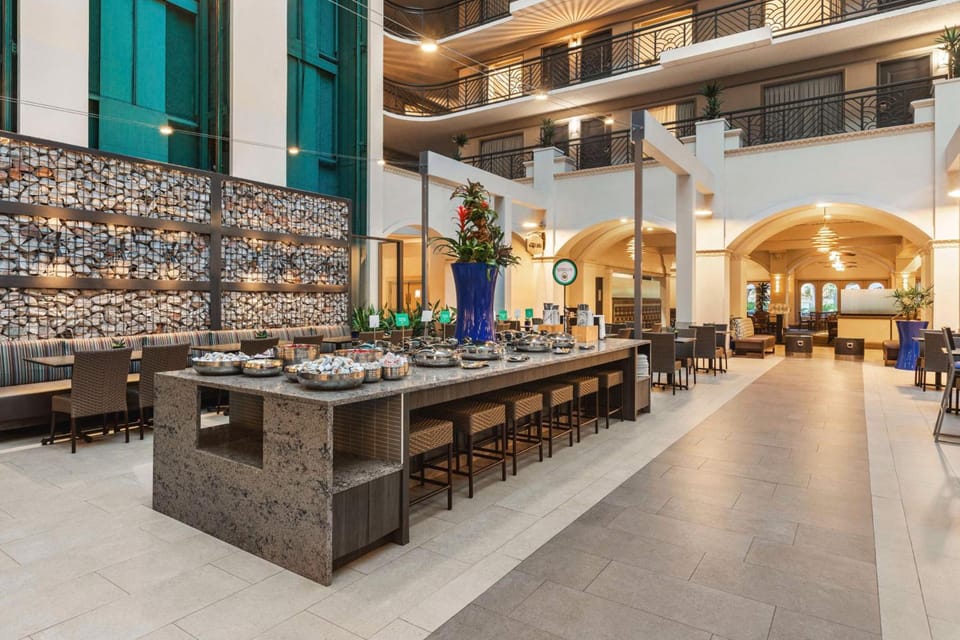 Embassy Suites by Hilton Miami International Airport Hotel in Miami Springs
