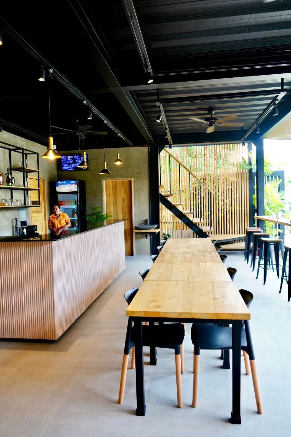 Bar