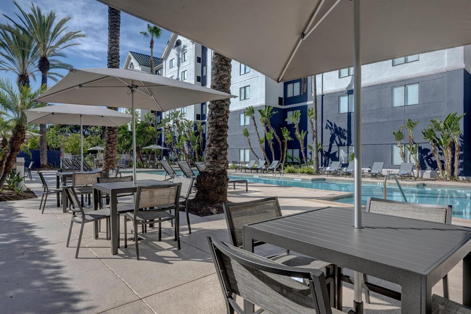 Homewood Suites by Hilton Anaheim - Main Gate Area Hotel in Garden Grove