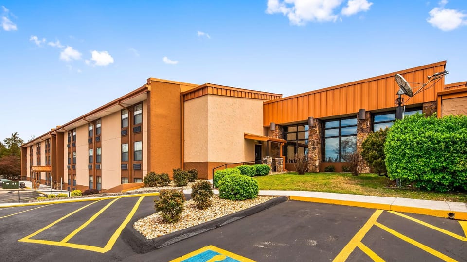 Best Western Center Pointe Inn Hotel in Branson