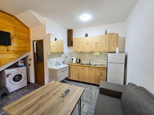 Arditi's Guesthouse Hotel in Montenegro