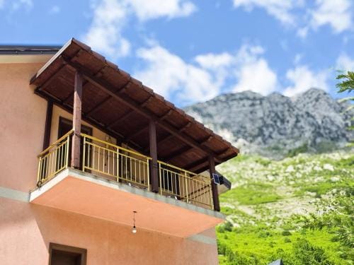 Arditi's Guesthouse Hotel in Montenegro