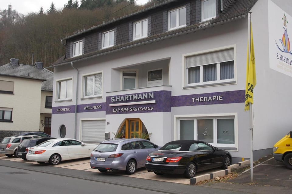 SkinSpa Apartments Idar-Oberstein Hotel in Rhineland-Palatinate