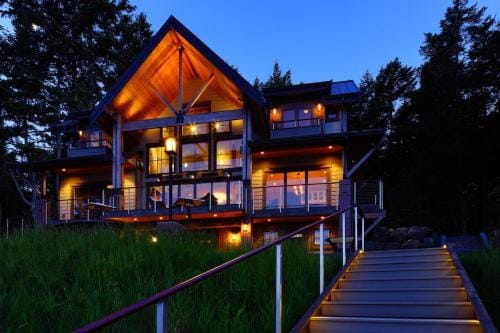 Ideal Beachfront Retreat Experience Gorgeous! Hotel in San Juan Island
