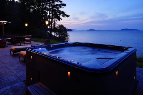 Ideal Beachfront Retreat Experience Gorgeous! Hotel in San Juan Island
