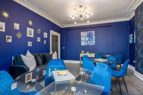 Room 1, 23 Deganwy Avenue Hotel in Llandudno