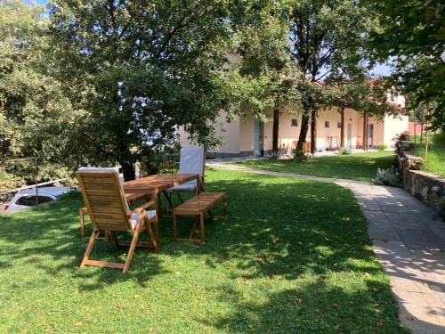 Cascina Elide - Camere vista mare in campagna Hotel in Savona