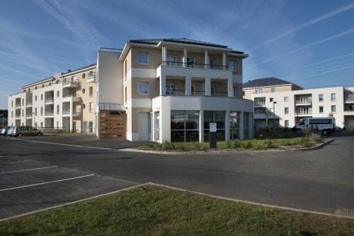 Domitys Le Chant des Lavandieres Hotel in Dreux