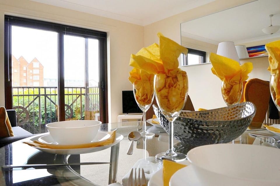 Harbour House - Donnini Apartments Hotel in Ayr