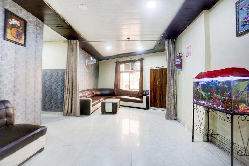 HOTEL O RAJDHANI Hotel in Uttar Pradesh
