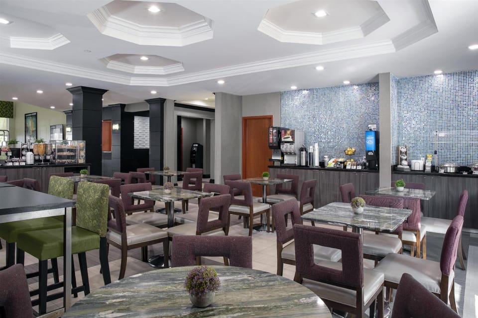 Best Western Plus Miami-Doral/Dolphin Mall Hotel in Doral