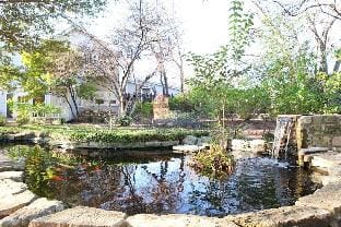 Hoffman Haus Hotel in Fredericksburg