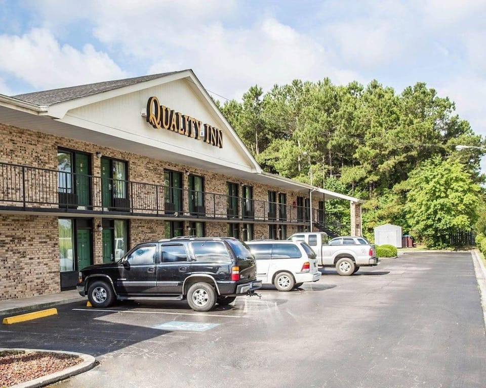 Quality Inn Manning I-95 Hotel in Lake Marion