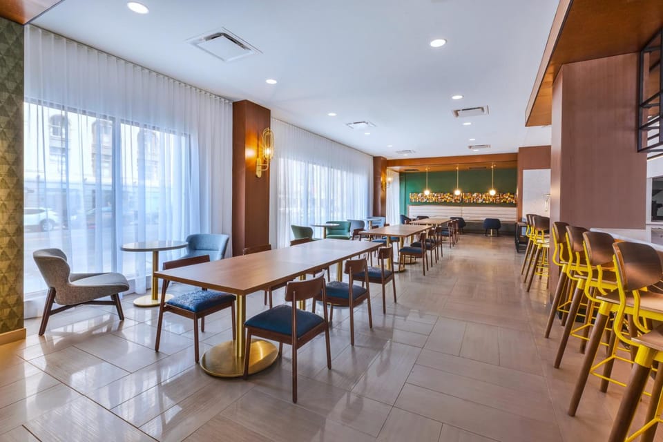 Hotel Indigo Detroit Downtown by IHG Hotel in Windsor