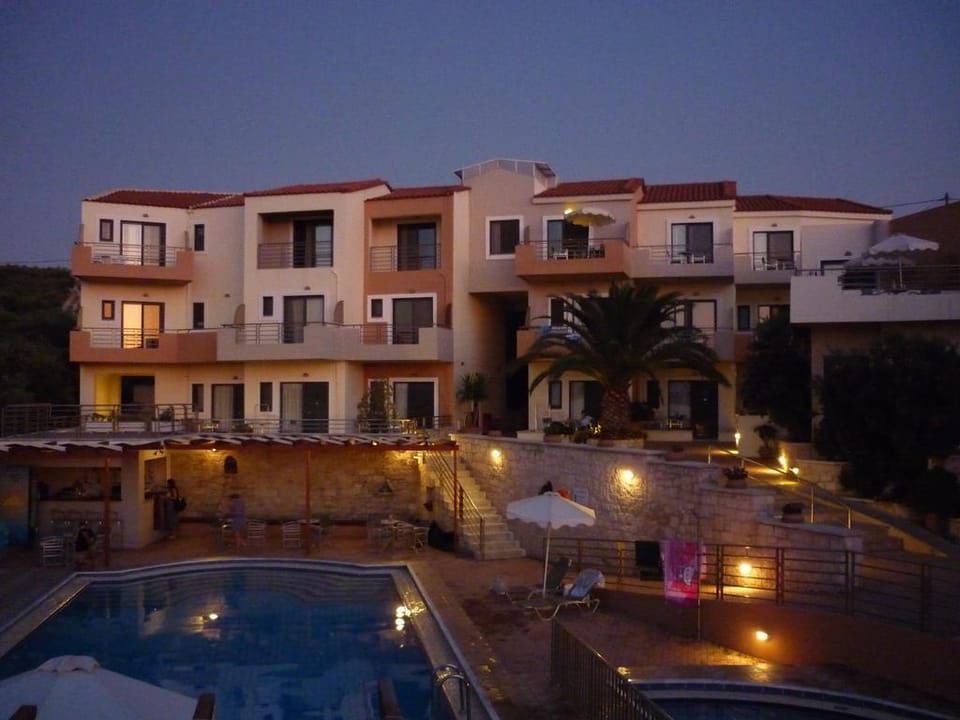Sunrise Suites Hotel in Crete