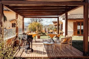 Casa Padronale - Rustic Charm, Hiking and Pool Hotel in Umbria