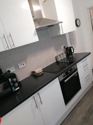 Warrington Guest House Hotel in Stoke-on-Trent