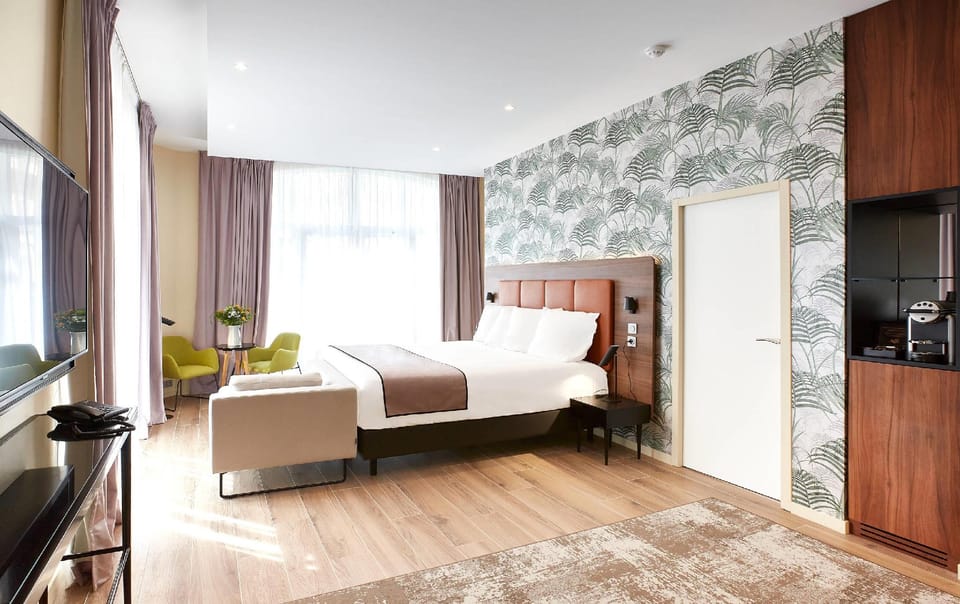 Suite room