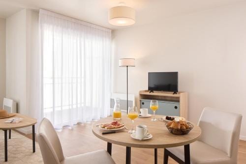 Zenitude Hotel-Residences Cherbourg Hotel in Normandy