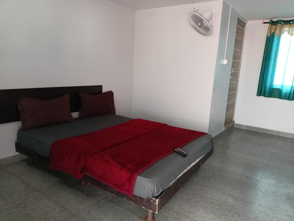 Roof Top Stays Hotel in Coimbatore
