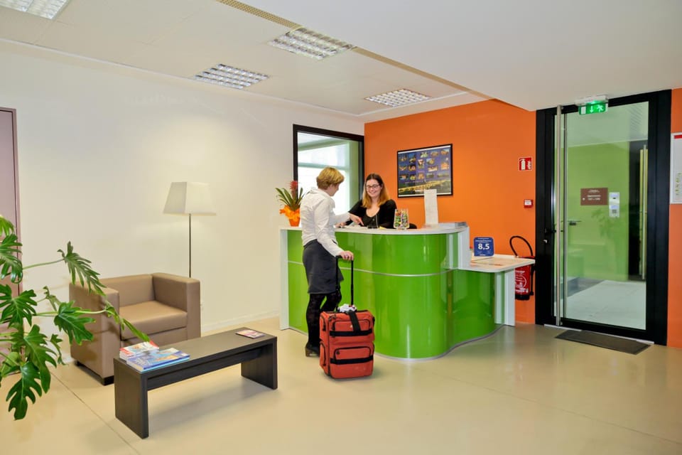 Apparthotel Odalys Tours Apartment hotel in Saint-Cyr-sur-Loire